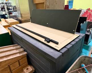 Keter Westwood 150 Gallon Outdoor Storage Deck Box