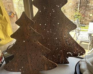 Set of 2 Decorative Metal Christmas Trees with Floral Perforations