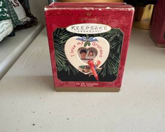 Hallmark Keepsake Ornament "For My Grandma" Photo Holder 1999