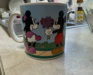 Walt Disney Productions Mickey and Minnie Mouse "Flowers" Coffee Mug (1985)