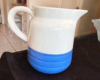 Vintage Universal Potteries Cambridge Blue and White Pitcher