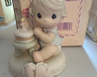 Precious Moments Growing in Grace Age 1 Figurine #136190