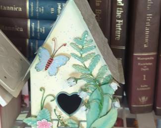 Decorative Metal Birdhouse Figurine with Floral and Butterfly Motifs
