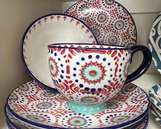 Pier 1 Imports "Lily" Pattern Salad Plates (Set of 4) and Mug