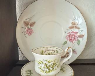 Royal Albert 'Month of the Year' January Snowdrop Trio