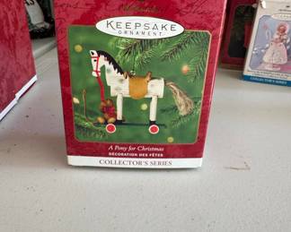 Hallmark Keepsake Ornament: A Pony for Christmas, 2000 (3rd in Series)