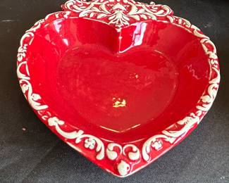 Italian Majolica Style Sacred Heart Trinket Dish