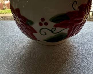 Pier 1 Imports Poinsettia Serving Bowl