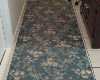 Floral Patterned Hallway Runner Rug