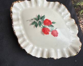 Vintage Porcelain Rose Trinket Box with Ruffled Gold Trim