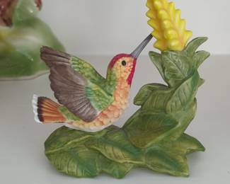 Bronson Collectibles Allen's Hummingbird with Aphelandra Figurine
