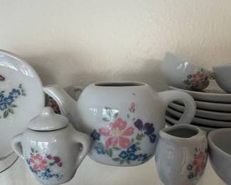 Keswick Ltd. Miniature Porcelain Tea Set with Floral Pattern
