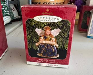 Hallmark Keepsake Madame Alexander Angel of the Nativity Ornament 1999
