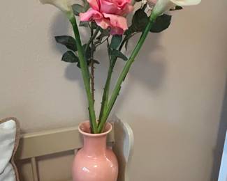Vintage Pink Ceramic Bud Vase with Roses and Calla Lilies