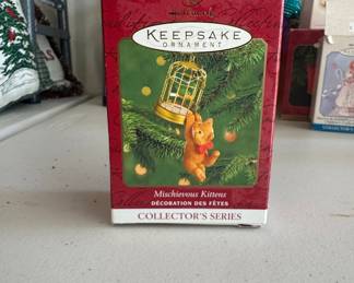 Hallmark Keepsake Ornament Mischievous Kittens Series 2000