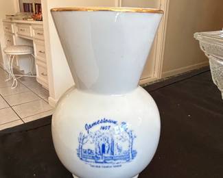 Jamestown 1607 The Old Church Tower Souvenir Vase