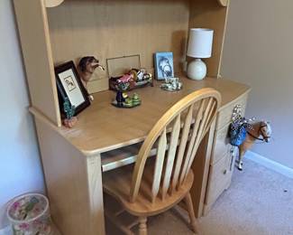 South Shore Furniture "Morgan Collection" Computer Desk with Hutch and Spindle-Back Chair