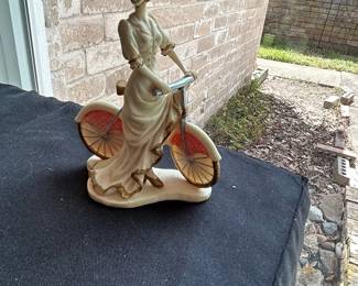 Figurine