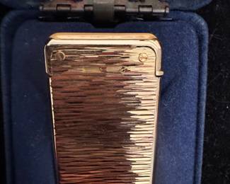 Colibri "Bark" Pattern Gold-Plated Lighter
