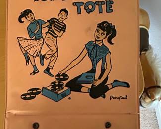 Vintage 1950s Tune Tote Ponytail 45 RPM Record Carrying Case with records