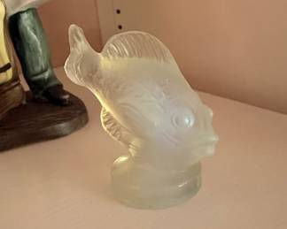 Sabino French Opalescent Glass Fish Figurine