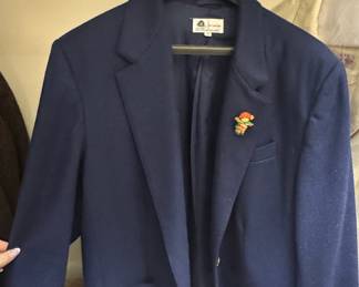 Vintage Navy Blue Wool-Blend Blazer with Crest Detail
