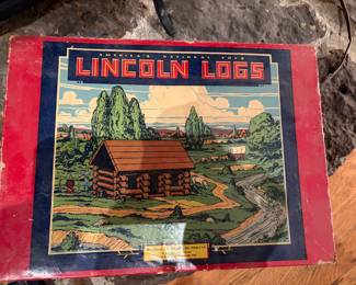 Vintage Lincoln Logs