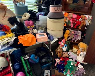 Beanie Babies, Vintage Hats, Exercise Equipment, Motorcycle Accessories