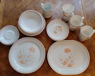 Peach floral dinnerware set