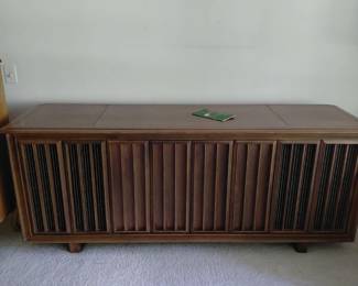 RCA Victor console stereo, cabinet closed