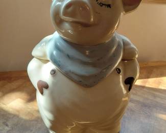 Pig cookie jar