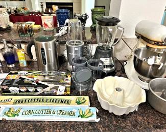 Plenty of assorted kitchenware