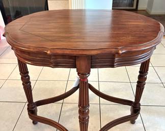 Antique reed leg table