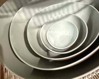 IKEA FRGKLAR Matte Gray Dinnerware Set