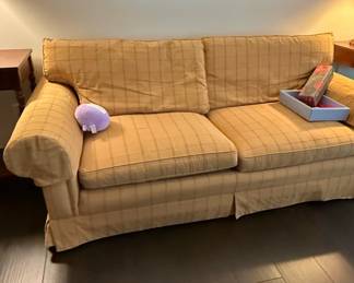 Traditional Plaid Skirted Sofa