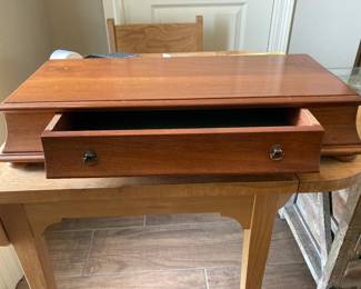 Lammert Furniture Co. St. Louis MO circa 1910-1920 tabletop valet "Oxford 7801"