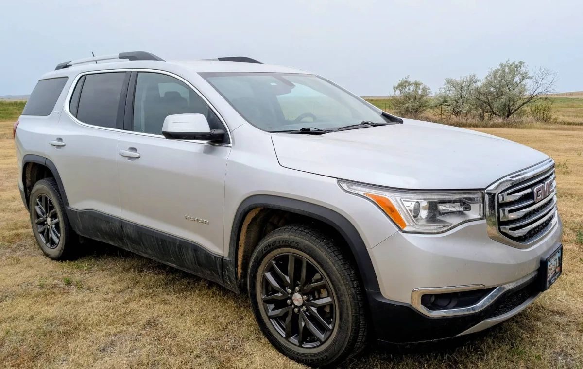  001 2019 GMC Acadia SLT1 SUV