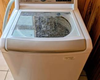 LG Washer Direct Drive Model WT7200CW