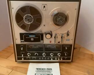 004 Akai 1800SS Quad Surround ReeltoReel Tape Recorder