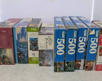 Puzzles Ranging From 300 to 1000 Pieces