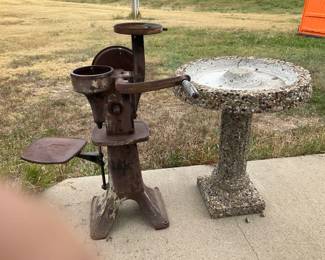 Metal Cream Separator Stone Birdbath