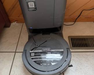Shark RV 2100S Series Robot Vacuum