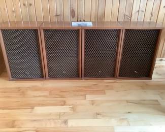 007 Four Sansui 2500 Speakers