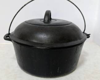 Wagner Ware Cast Iron Pot With Lid Handle