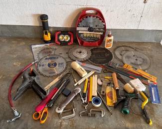 Mixed Carpentry Tools Saw Blades