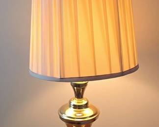 Stiffel Brass Urn Table Lamp second image