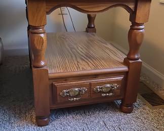 Ethan Allen Oak End Table