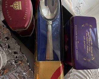 Yamazaki Fortuny Gold Accent Stainless Serving Spoons (Set of 2)