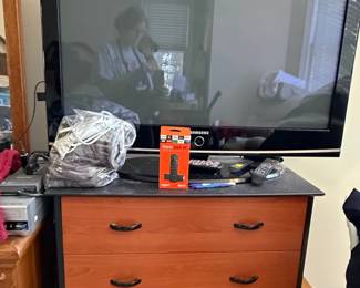 Samsung Flat Panel LCD Television