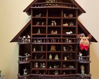 Vintage Wooden Miniature Display Shelf with Spindle Balustrades